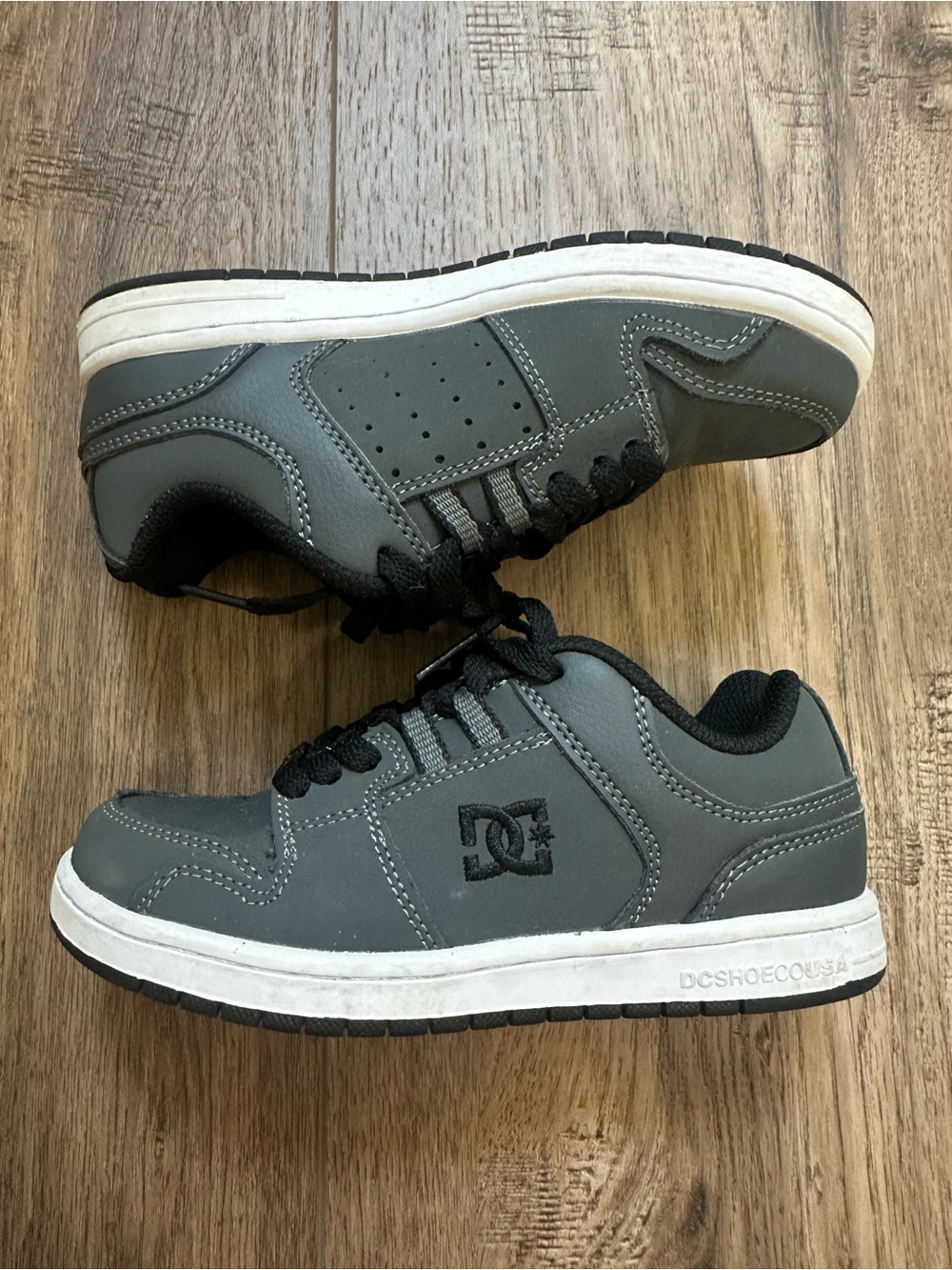 DC Boy's Sneakers, Neutral, Black, Gray, Skater, Casual, School, Sports, 1 (Boy)